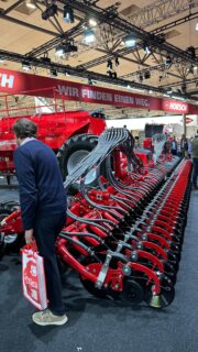 Olipa messut! Toimitus vetäytyy pureskelemaan Agritechnican antia ja tyhjentää pajatson joulukuun numeroon. Kiitos someseurannasta ja hyvistä kommenteista 🙏 #Agritechnica2025