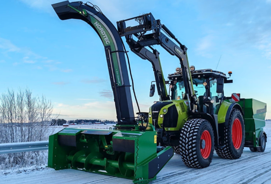 Ala-Talkkari Nordtec ATP 276 3G poikittaisruuvilinko ja SL 6000-hinattava hiekoitinvaunu